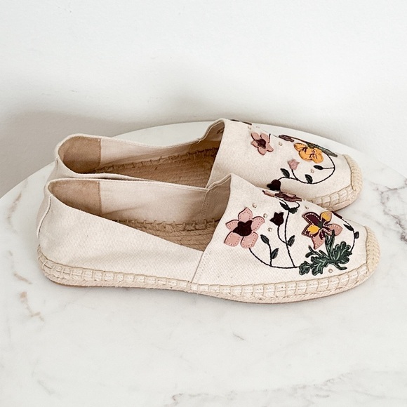 NEW Tory Burch Floral Embroidered Embellished Espadrilles Size 9 - Picture 6 of 7